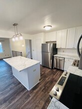 380-384 Broadway Dr in Sun Prairie, WI - Building Photo - Building Photo