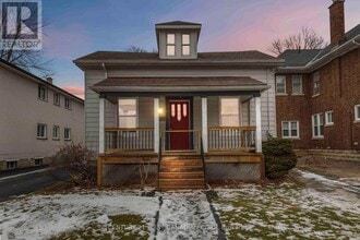 23 Mitchell St in St Thomas, ON - Building Photo - Building Photo