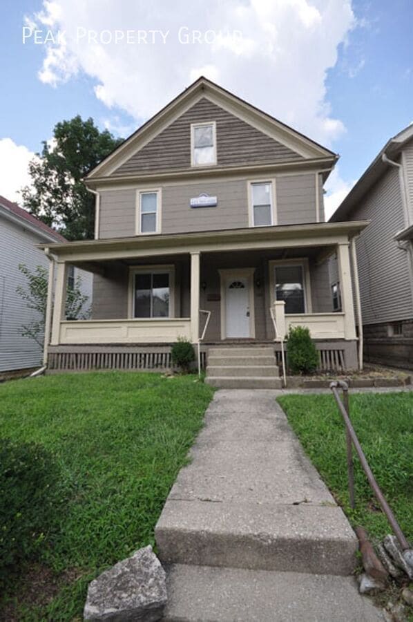 property at 194 E Blake Ave