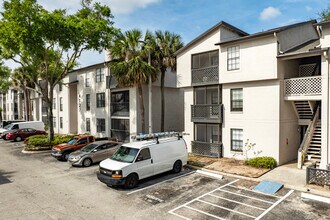Armature Place in Tampa, FL - Foto de edificio - Building Photo