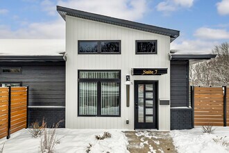 Ramblewood Suites in Lansing, MI - Foto de edificio - Building Photo