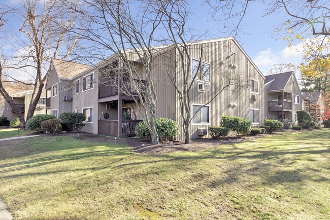 3012 Madison Ave in Bridgeport, CT - Building Photo - Building Photo