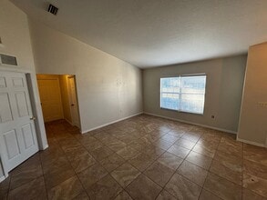 623 Marion Oaks Trail in Ocala, FL - Building Photo - Building Photo