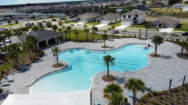 1031 Theodore St in Davenport, FL - Building Photo - Building Photo
