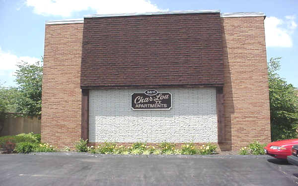 Char Lou Ii Apartments in Cincinnati, OH - Foto de edificio