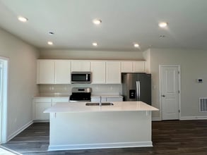 7403 Calm Retreat Blvd in Brandywine, MD - Building Photo - Building Photo
