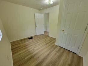 2429 S Broadview Dr in Bloomington, IN - Building Photo - Building Photo