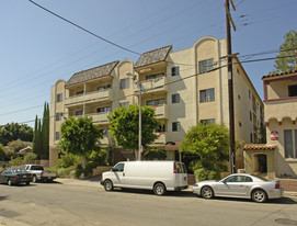 Vista Apartments in Los Angeles, CA - Building Photo