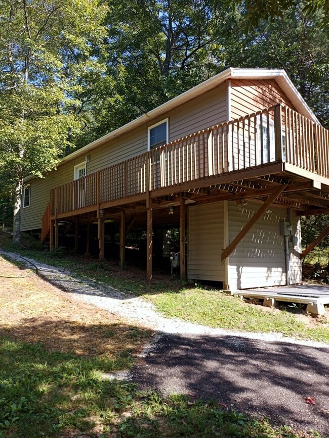 property at 2719 Old Harriman Hwy