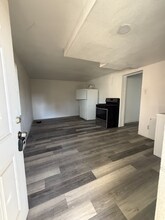 231 E Lubbock St in San Antonio, TX - Building Photo - Building Photo