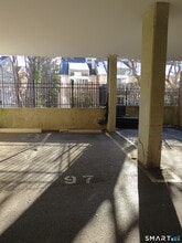 97 Highland Rd in Stamford, CT - Building Photo - Building Photo