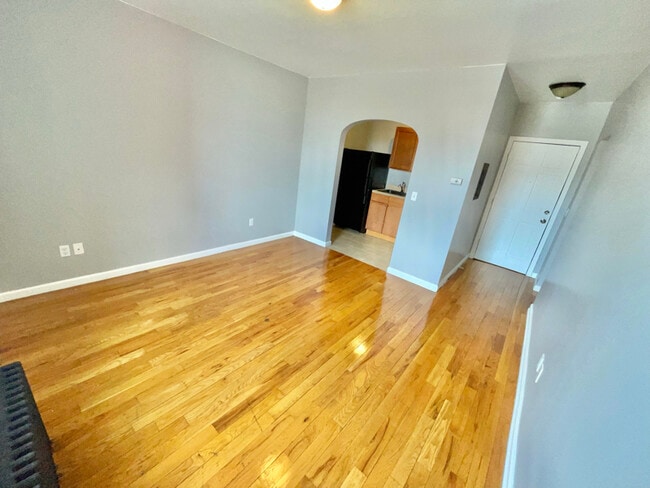 366 4th Ave, Unit 27 in Troy, NY - Building Photo - Building Photo