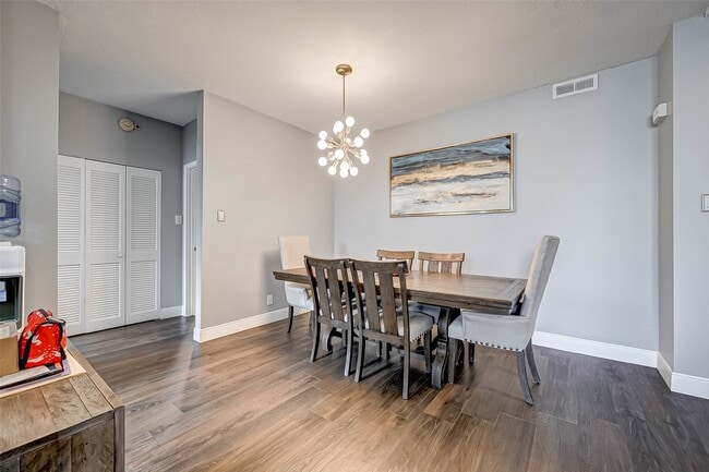 property at 5150 Hidalgo St