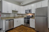 8 W Barney St photo'