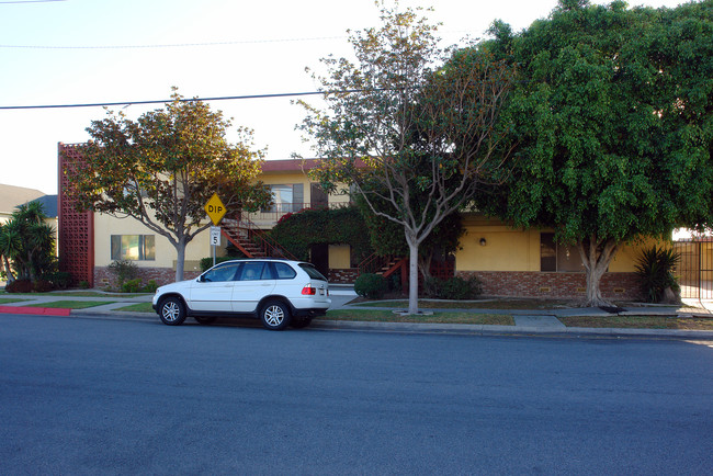 4954 W 119th St in Hawthorne, CA - Building Photo - Building Photo