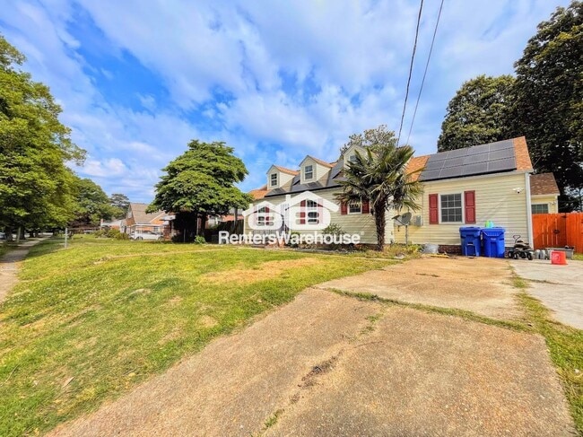 166 E Bayview Blvd in Norfolk, VA - Building Photo - Building Photo