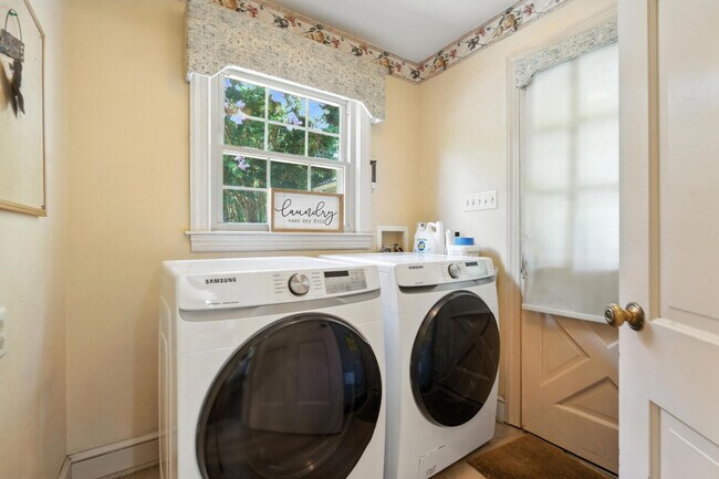 1421 Lynn Rd in Raleigh, NC - Building Photo - Building Photo