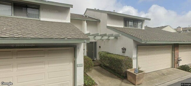 8246 Caminito Modena in San Diego, CA - Building Photo - Building Photo