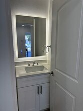 942 Santa Clara St in Santa Clara, CA - Building Photo - Building Photo