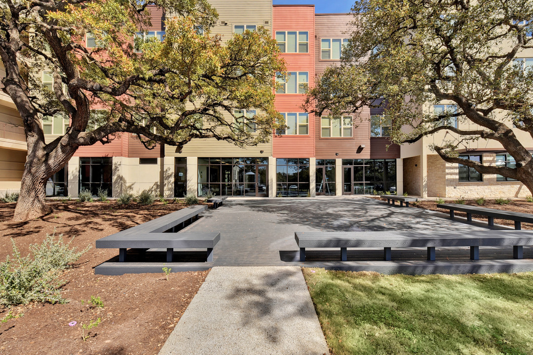 Homestead Oaks Apartments in Austin, TX - Foto de edificio