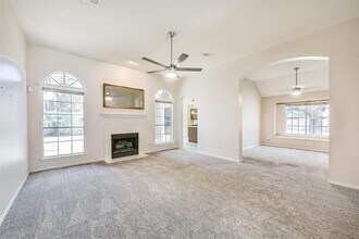 15002 Chestnut Falls Dr in Cypress, TX - Building Photo - Building Photo