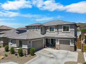 7048 W Redbird Rd in Peoria, AZ - Building Photo - Building Photo