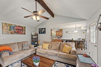 504 Buffalo Pass in Round Rock, TX - Building Photo - Building Photo