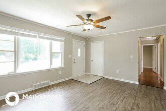 908 S Trail Ridge Dr in Independence, MO - Building Photo - Building Photo