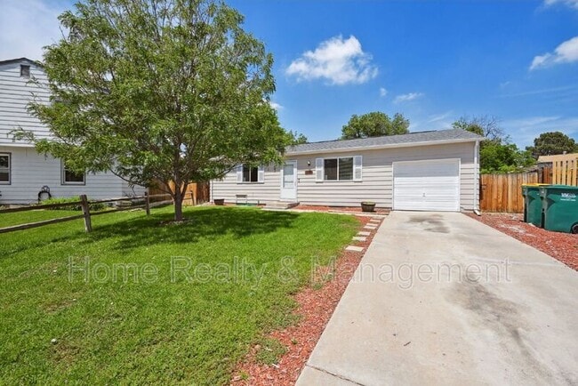 property at 10444 Hoyt Ct