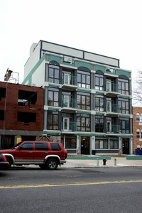 1462-1464 Bushwick Ave in Brooklyn, NY - Foto de edificio - Building Photo