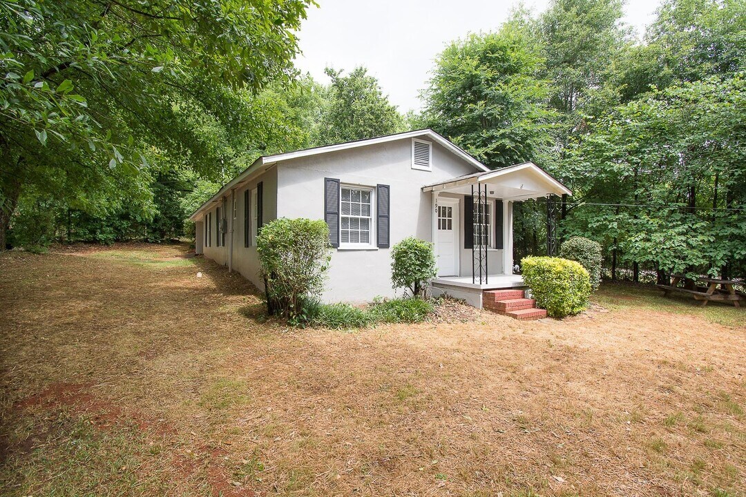 190 Grove St in Athens, GA - Building Photo