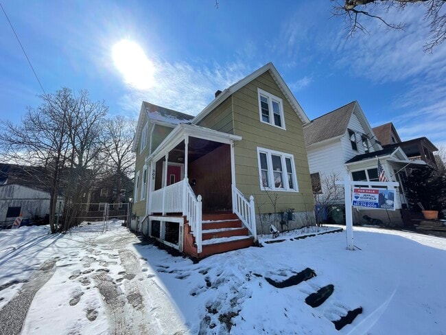 property at 303 Benton St