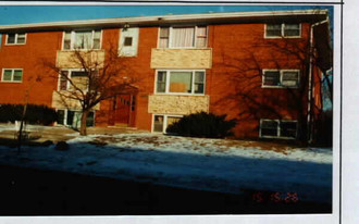 545 N Valerie Ln Apartments