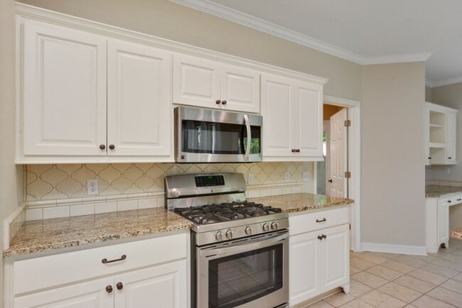 701 Oaklands Dr in Round Rock, TX - Building Photo - Building Photo