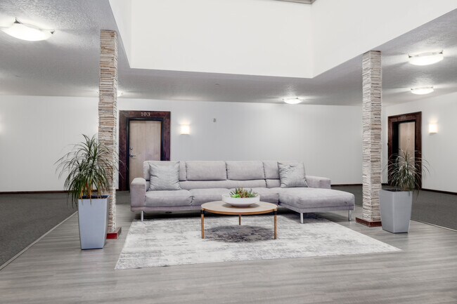 Axis@739 in Salt Lake City, UT - Foto de edificio - Lobby