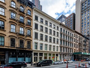 112-114 Duane St in New York, NY - Building Photo - Building Photo