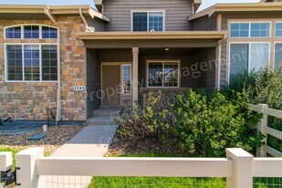 2802 Exmoor Ln in Fort Collins, CO - Building Photo