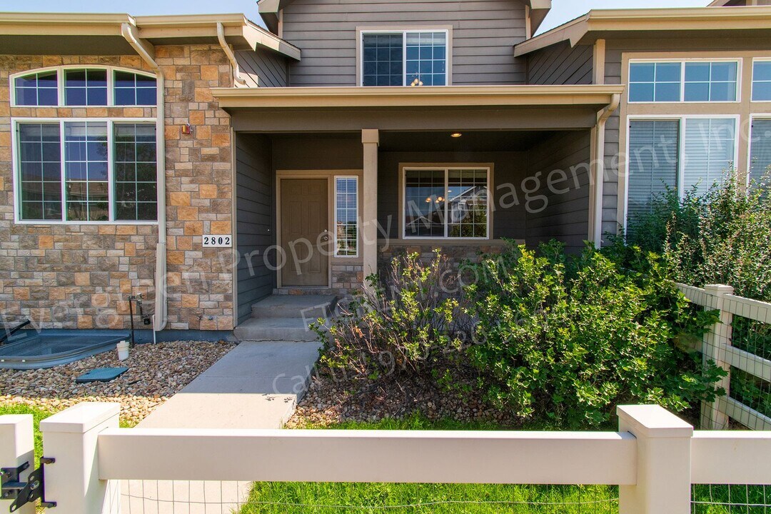 2802 Exmoor Ln in Fort Collins, CO - Building Photo