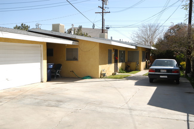 44830 Gadsden Ave in Lancaster, CA - Building Photo - Building Photo