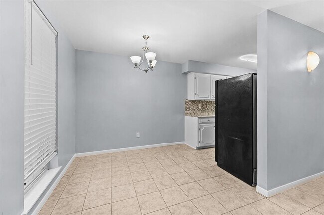5237 Arboles Dr in Houston, TX - Building Photo - Building Photo