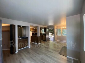 512 Galer St in Seattle, WA - Building Photo