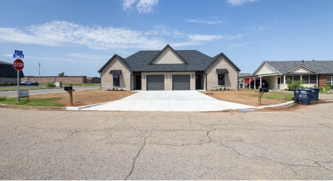 1 Shamrock Cir