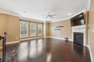 4913 Greylock Walk SE in Atlanta, GA - Building Photo - Building Photo