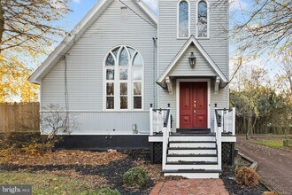 230 Washington St in fieldsboro, NJ - Building Photo - Building Photo