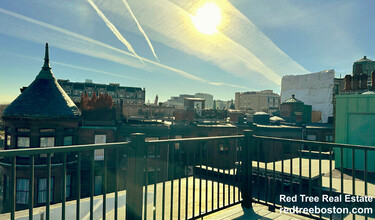 583 Beacon St, Unit B in Boston, MA - Foto de edificio - Building Photo