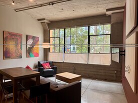 300 Beale St, Unit 309 in San Francisco, CA - Building Photo