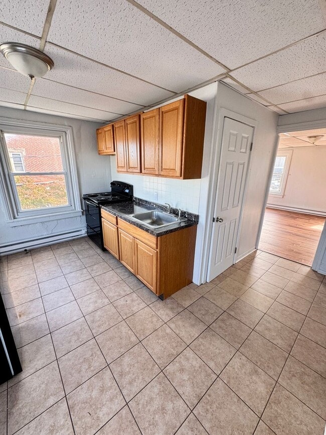 445-447 Linden St in Allentown, PA - Building Photo - Building Photo