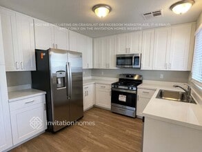 3416 Summersprings Dr in Las Vegas, NV - Foto de edificio - Building Photo