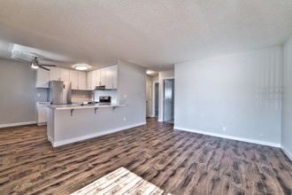 Avanti Apartment Homes in Vacaville, CA - Building Photo - Interior Photo