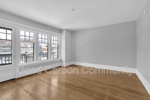 377 Elmwood Ave in Buffalo, NY - Building Photo